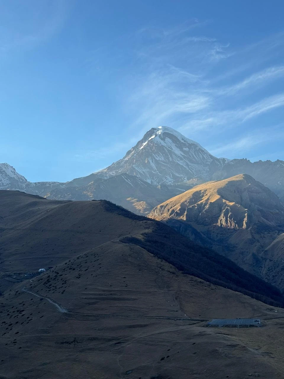 Из Тбилиси - к Казбеги, без которого нельзя представить Грузию (Игорь)