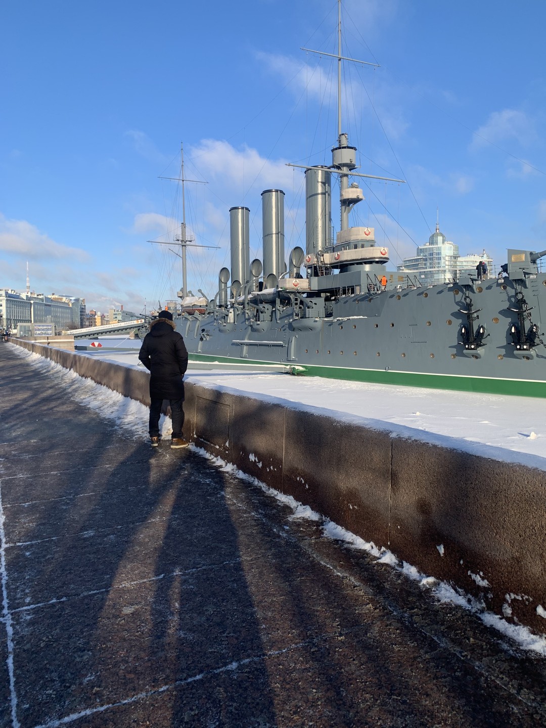Потрясающий профессиональный гид Любовь. Проехали по всем знаковым местам Петербурга, получив развернутый детальный рассказ как об