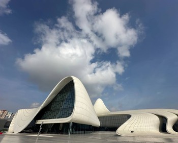 Старый город, морская панорама и архитектурные шедевры
