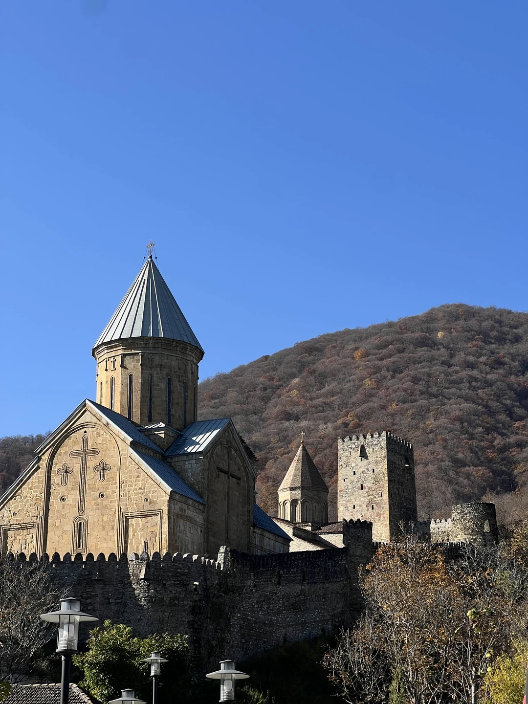 Экскурсия прошла неплохо, могу сказать только, что гид у нас был хороший, все рассказывал, подбадривал