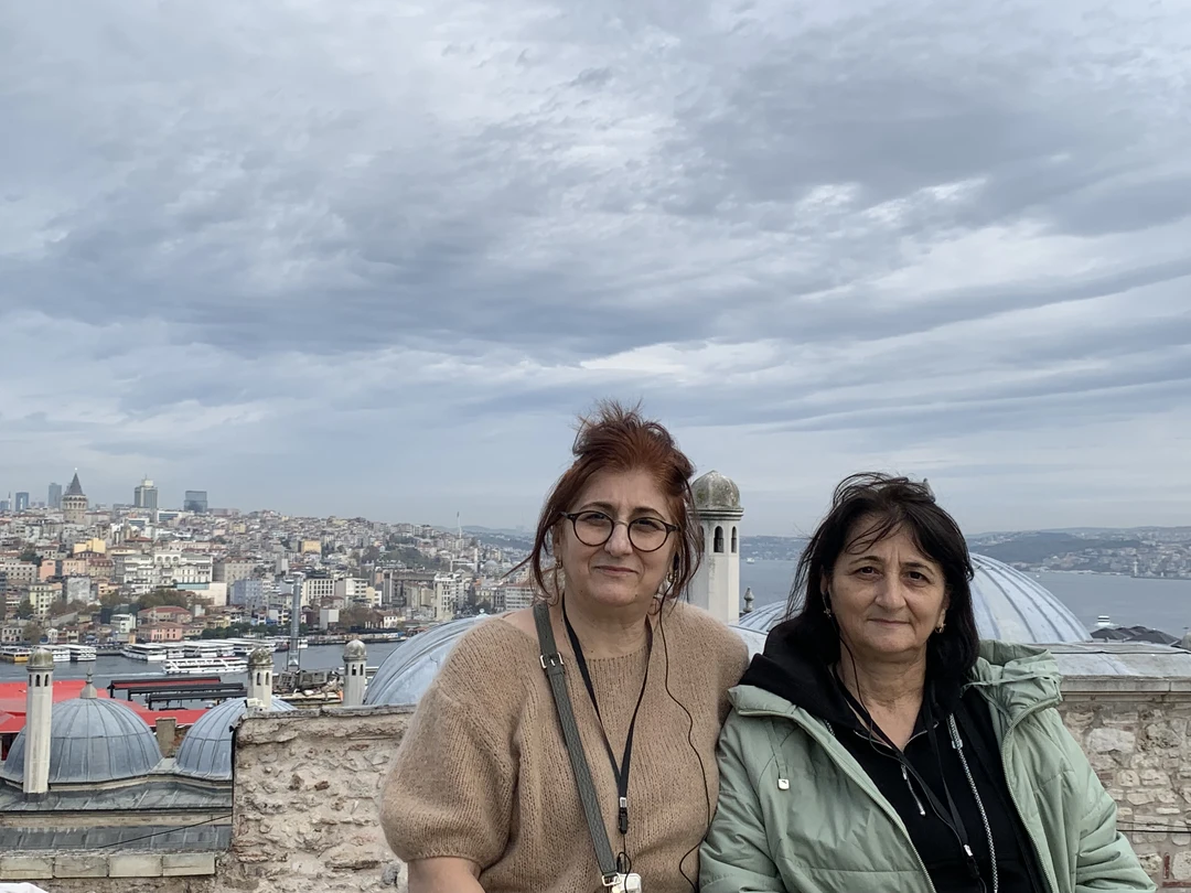 Экскурсия с Гюрканом стала настоящим украшением нашей поездки в Стамбул. Он очень внимательный, доброжелательный и невероятно