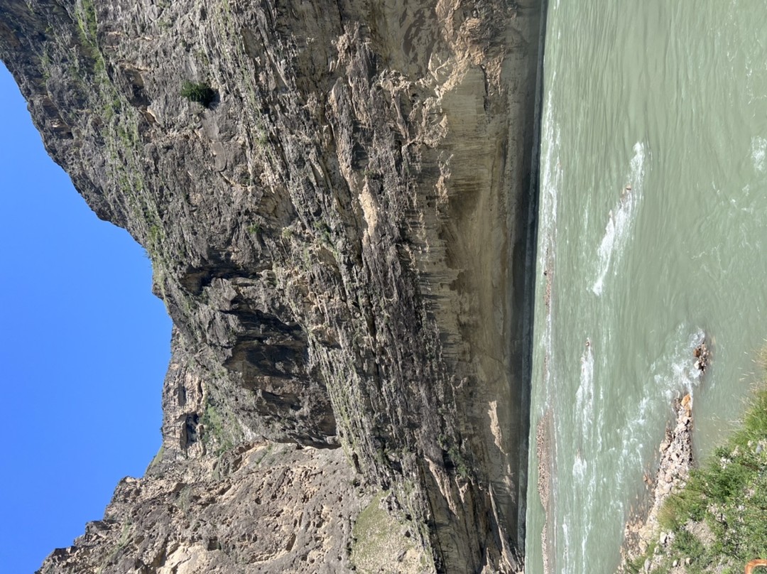 Мы ездили 25 июня в Гамсутль.