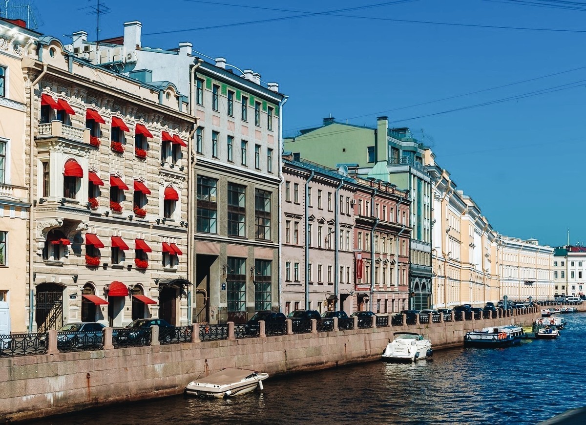 Экскурсия Петербург с французским акцентом