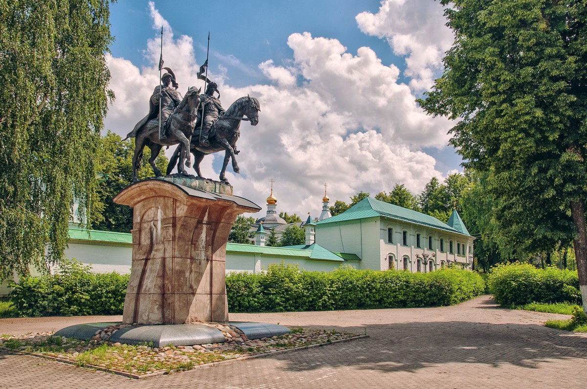 Главное изображение экскурсии - Обзорная экскурсия по Дмитрову + Музей лягушки