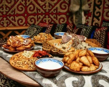 Башня Бурана, беркут-шоу и каньон Сказка