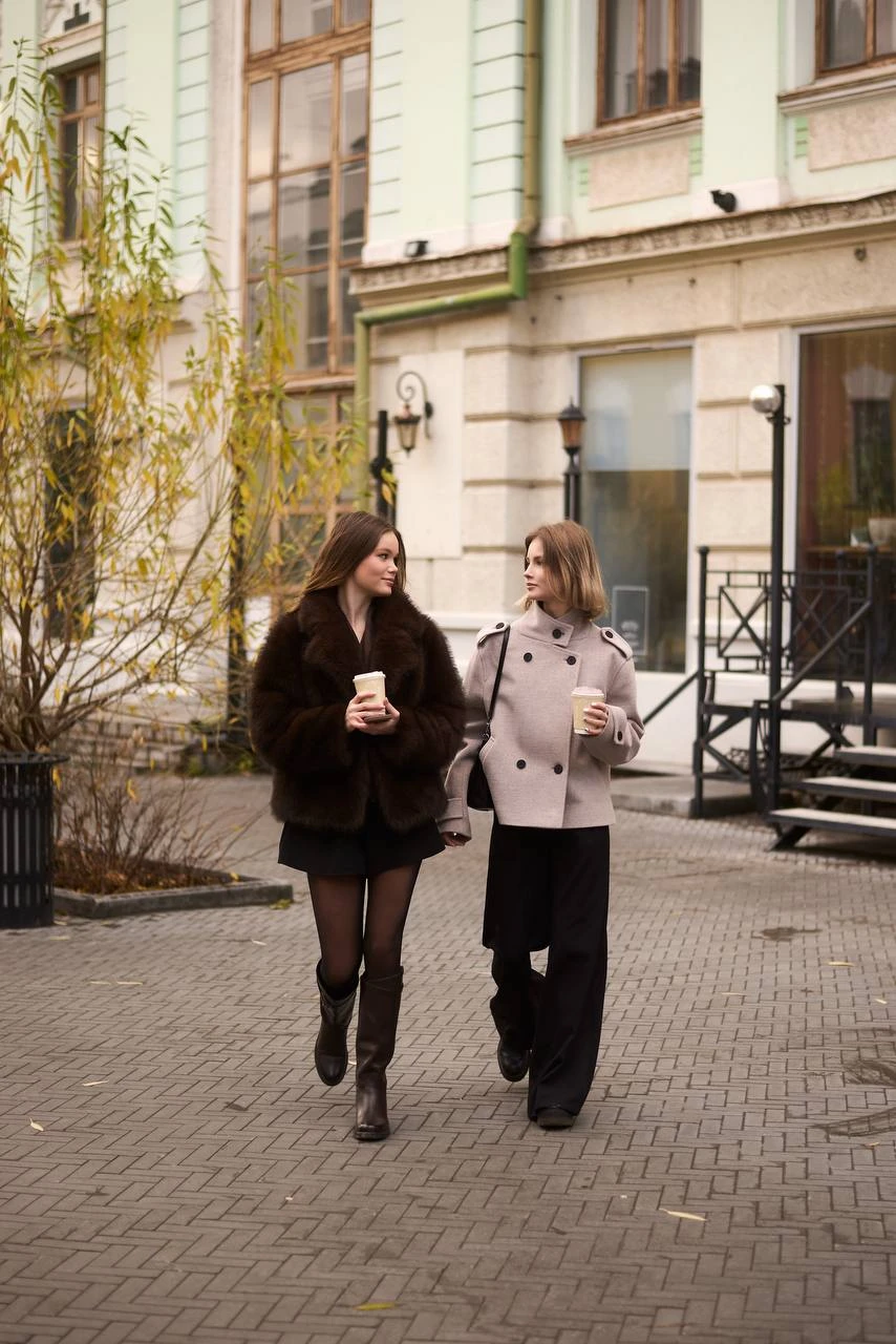 Очень интересное интересное решение, экскурсия+фотосъёмки. Все очень,позновательно и красиво одновременно. Супер!!!!!! Рекомендую