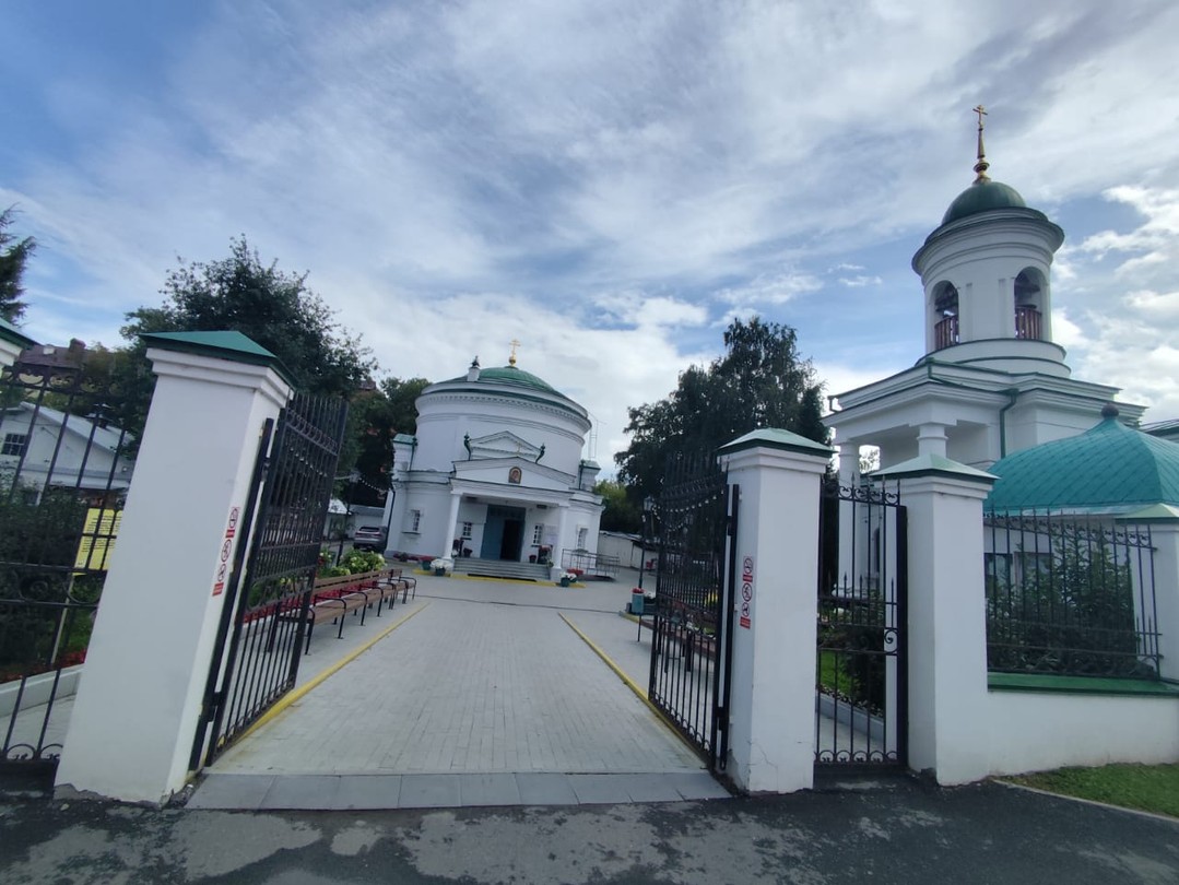 Побывали на этой экскурсии 14 августа с гидом Викторией. Немного беспокоилась, что вечером будет не интересно