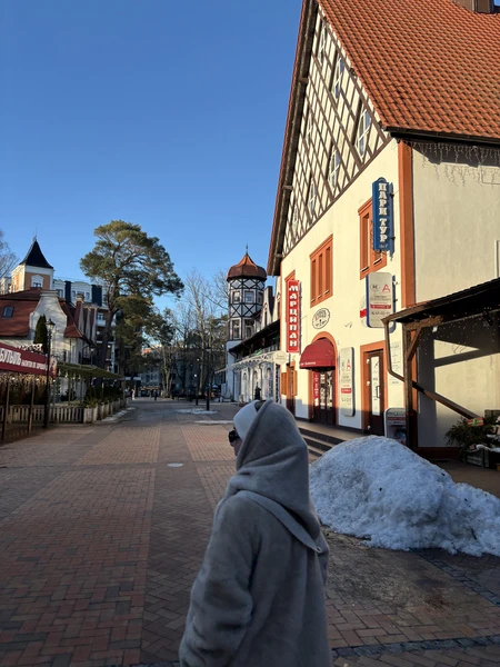 Путешествие действительно уютное. Посмотрели на побережье области под разным углом. Экскурсия интересная. Гид Игорь-профессионал. Спасибо!