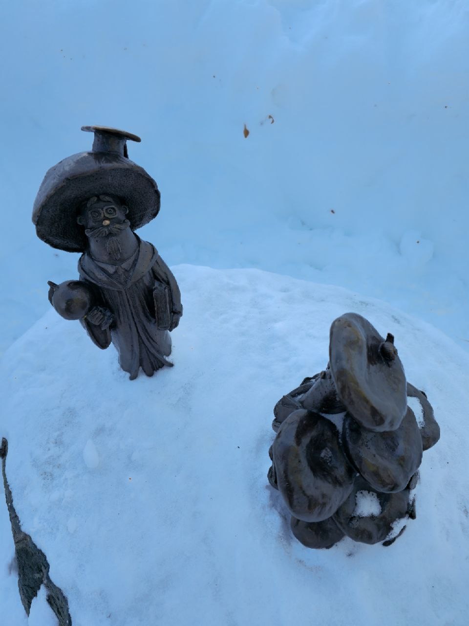 Наше мини-путешествие по Астраханской слободе прошло отлично. Ольгу было безумно приятно слушать, очень легкая и непринужденная