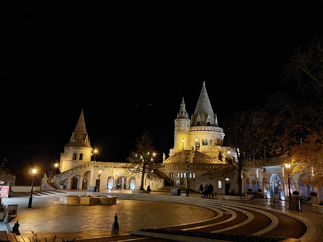 Сердечно благодарим гида Елену за прекрасную экскурсию. Все было отлично спланировано и организовано. Она встретила нас