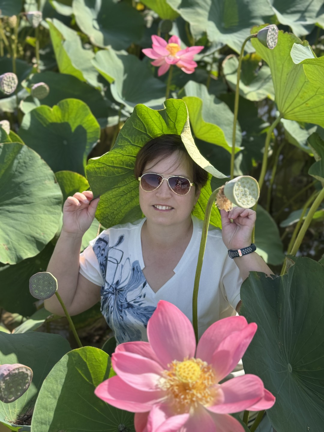 Экскурсия превзошла все ожидания! Так близко увидеть лотосы я не ожидала. Поездка продумана до мелочей. Кто