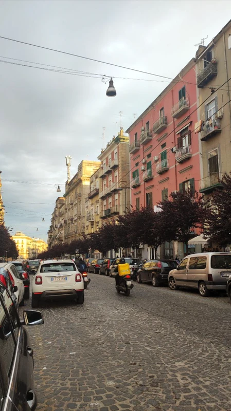 Тайны и легенды Неаполя на прогулке в мини-группе