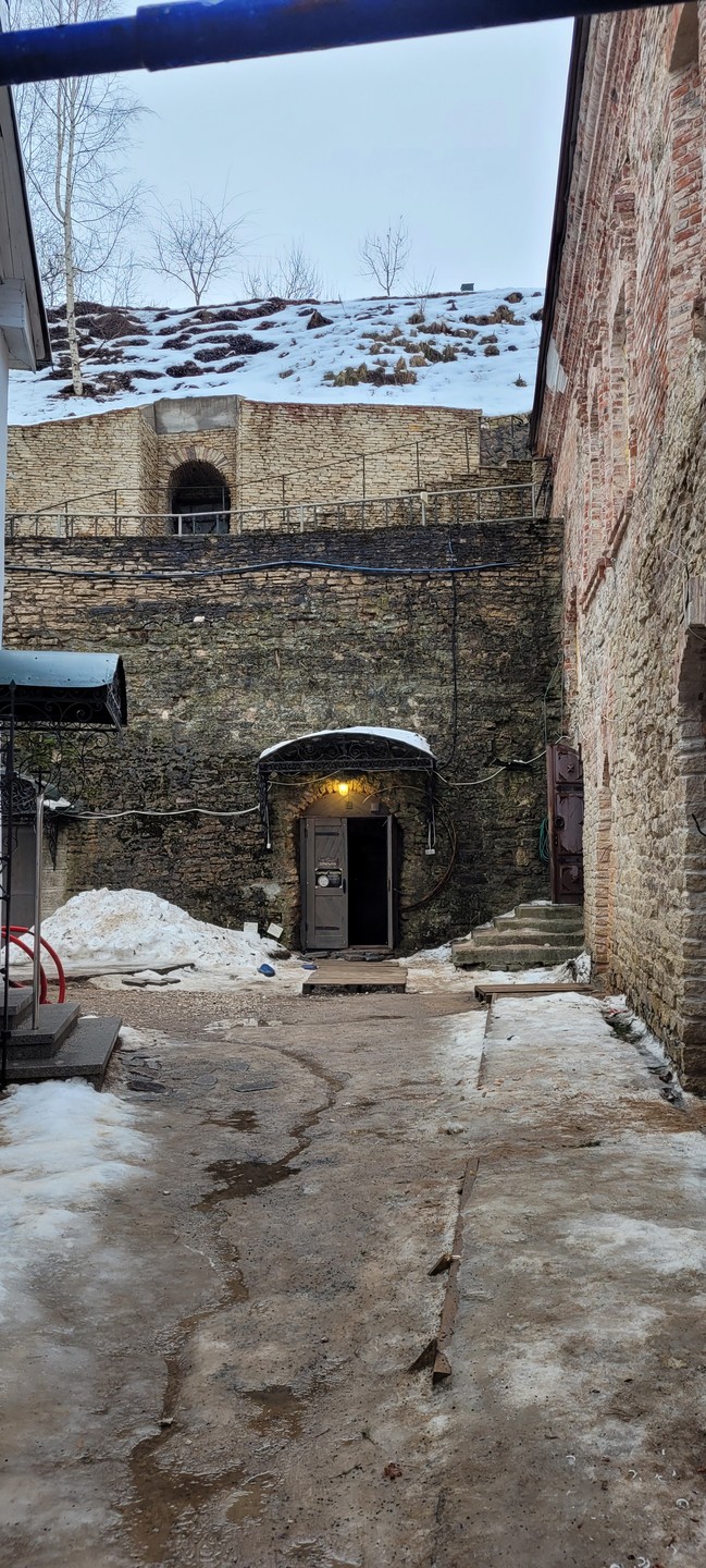 Очень понравилась экскурсия. Удобное время. Познавательно. Легкая подача информации. Хорошо распланированы свободные минуты. Опытный экскурсовад, обаятельная