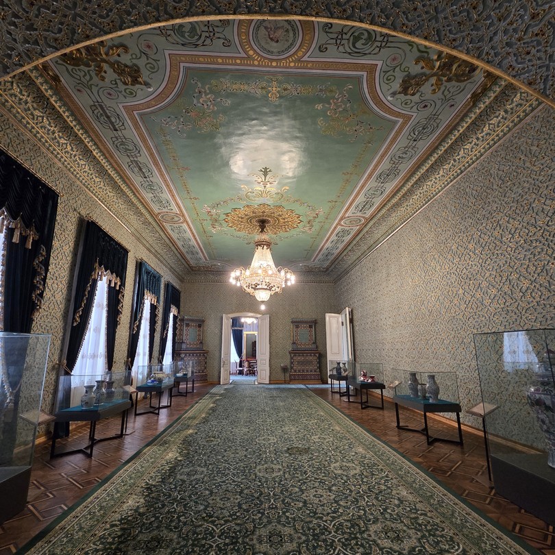 Посетила 2 экскурсии в Хисе с командой Дилмурода. Экскурсию по Хиве с гидом Умирбеком и экскурсию