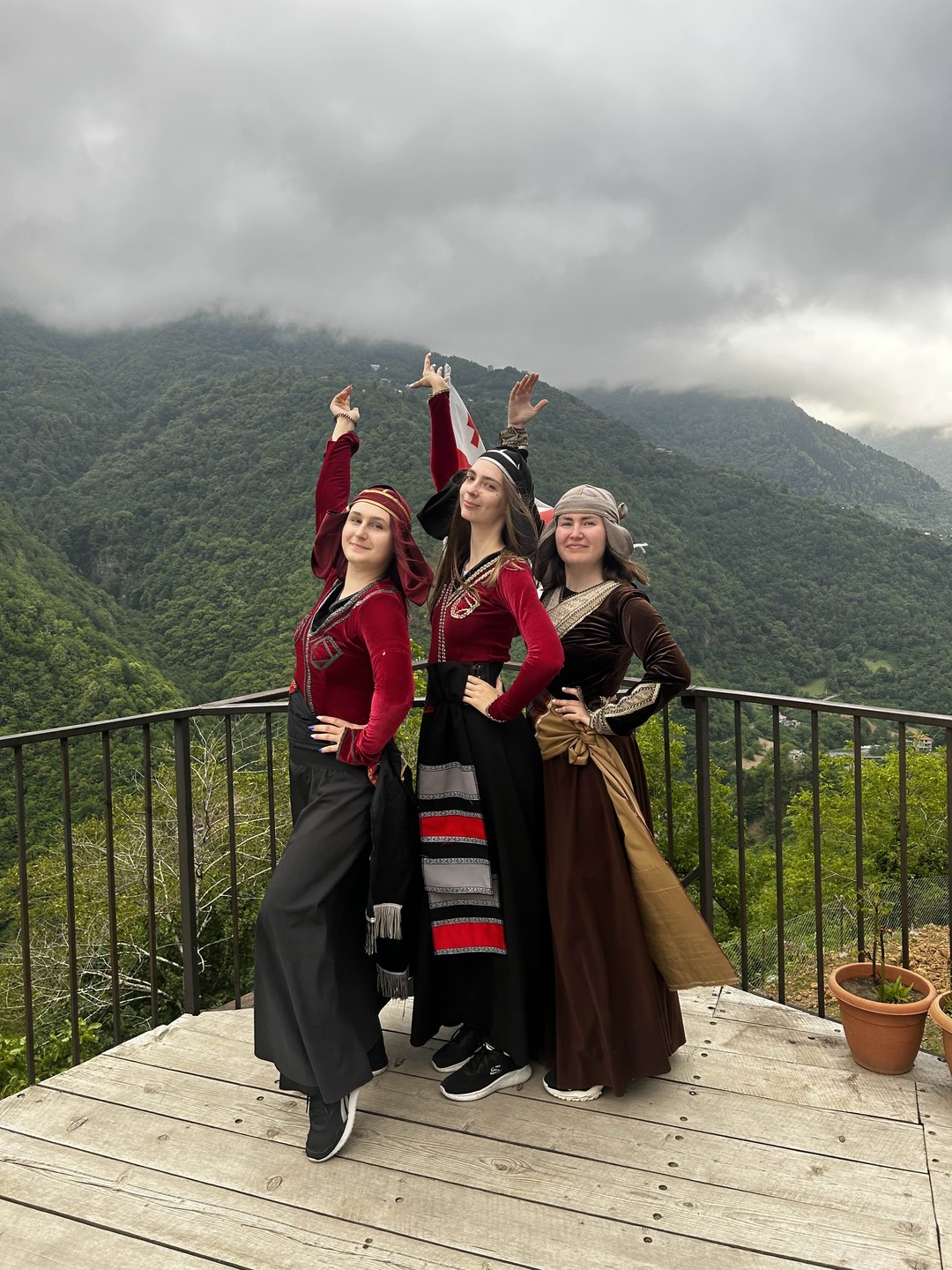Очень понравилась эта экскурсия, лучший гид ☺️ все показали, рассказали и оберегали. Учитывались все наши наши пожелания. Очень комфортно и круто 🙌