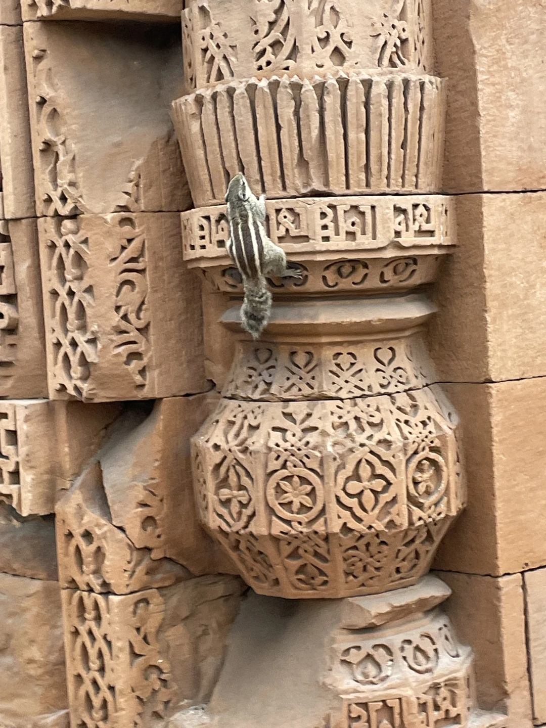 Экскурсия началась вовремя, было показано даже больше локаций, чем заявлено! Наш экскурсовод Джими, очень интересно рассказывал