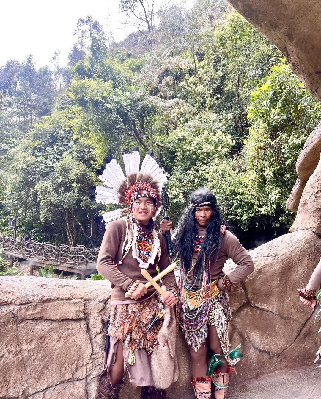 Прекрасный день в ущелье Гулонг!