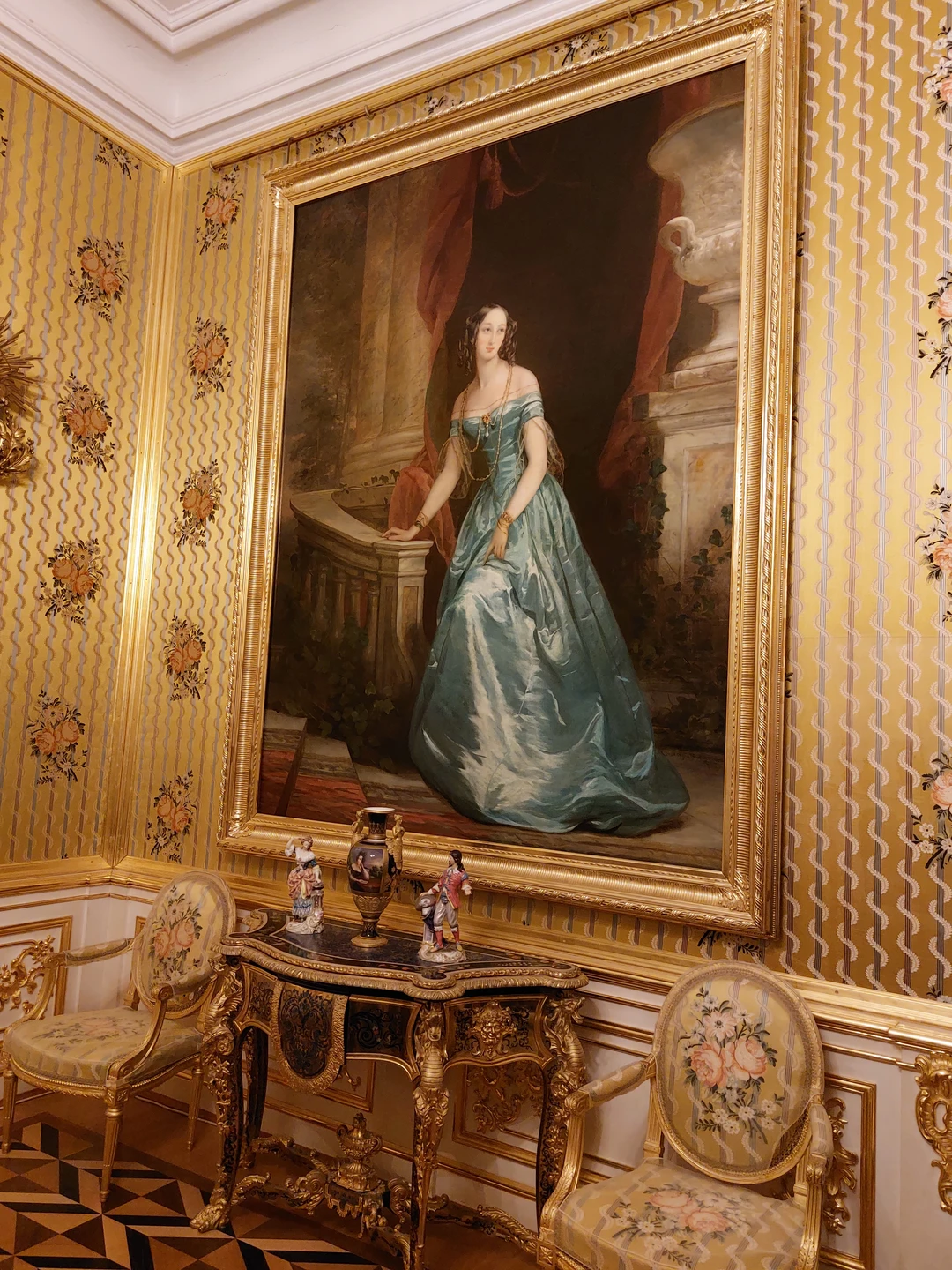 Петергоф: групповая экскурсия в Большой дворец (Светлана)