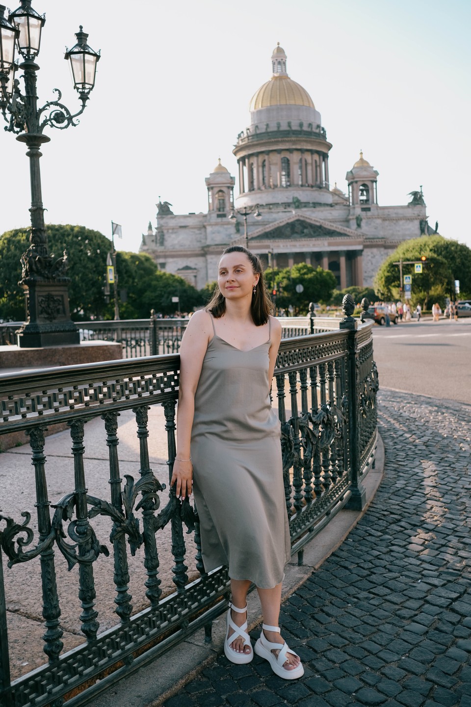 Фотосессия на питерских улочках и крыше (Анастасия)