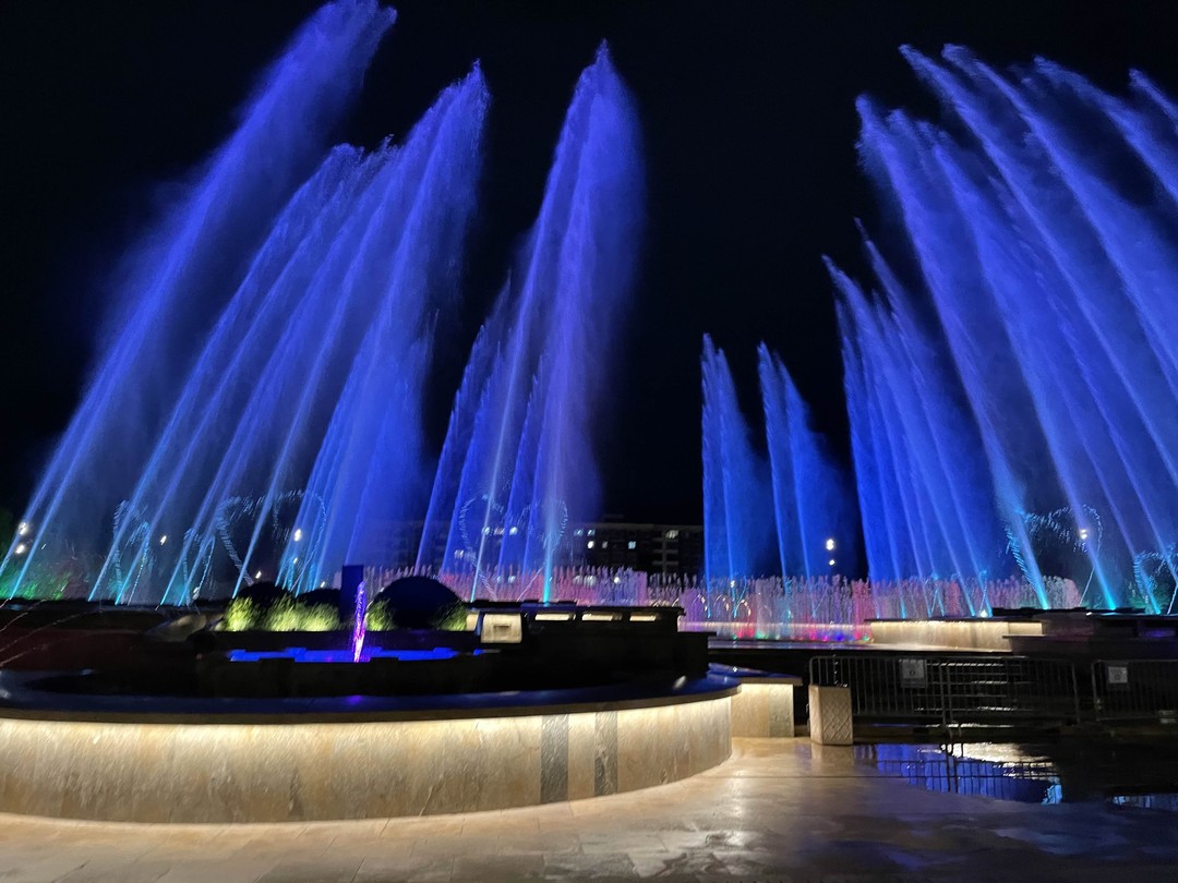 Экраноплан «Лунь», Дербент и вечерние фонтаны (Виктория)