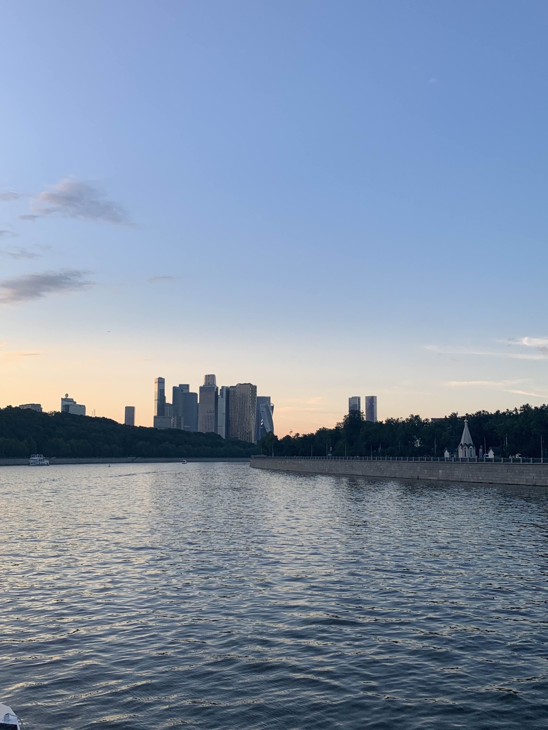 Речная прогулка по центру Москвы от парка «Зарядье» (круговая) (Александр)