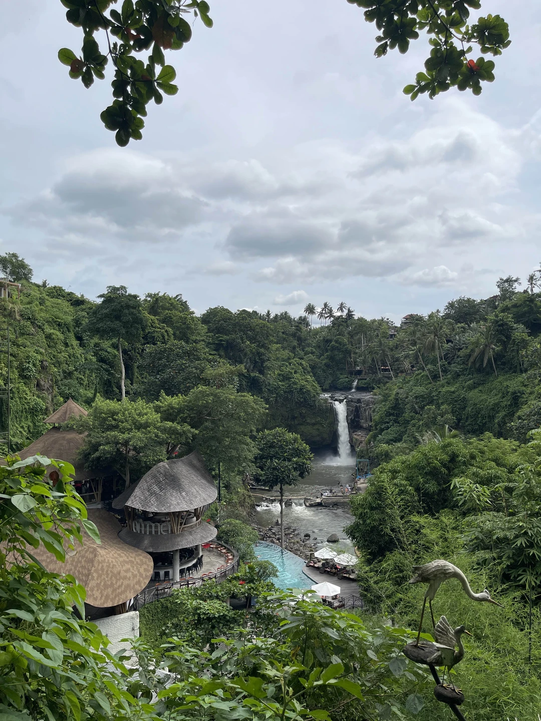Экскурсия понравилась. Поездка на удобной машине с кондиционером. Время на каждую локацию предостаточно, нет спешки, как