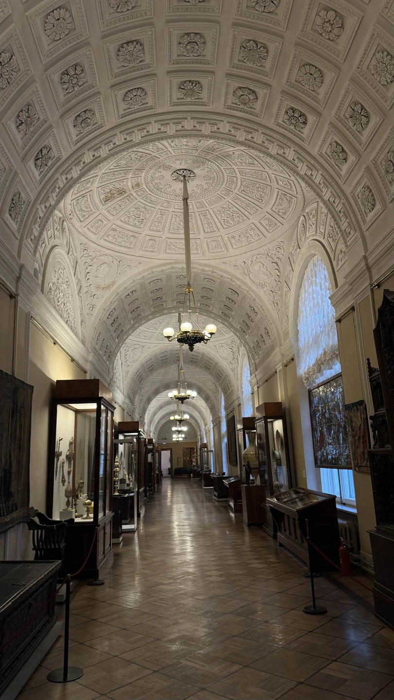 Это был подарок для моей подруги, которая очень любит Эрмитаж. Мы все были в восторге. Все-таки