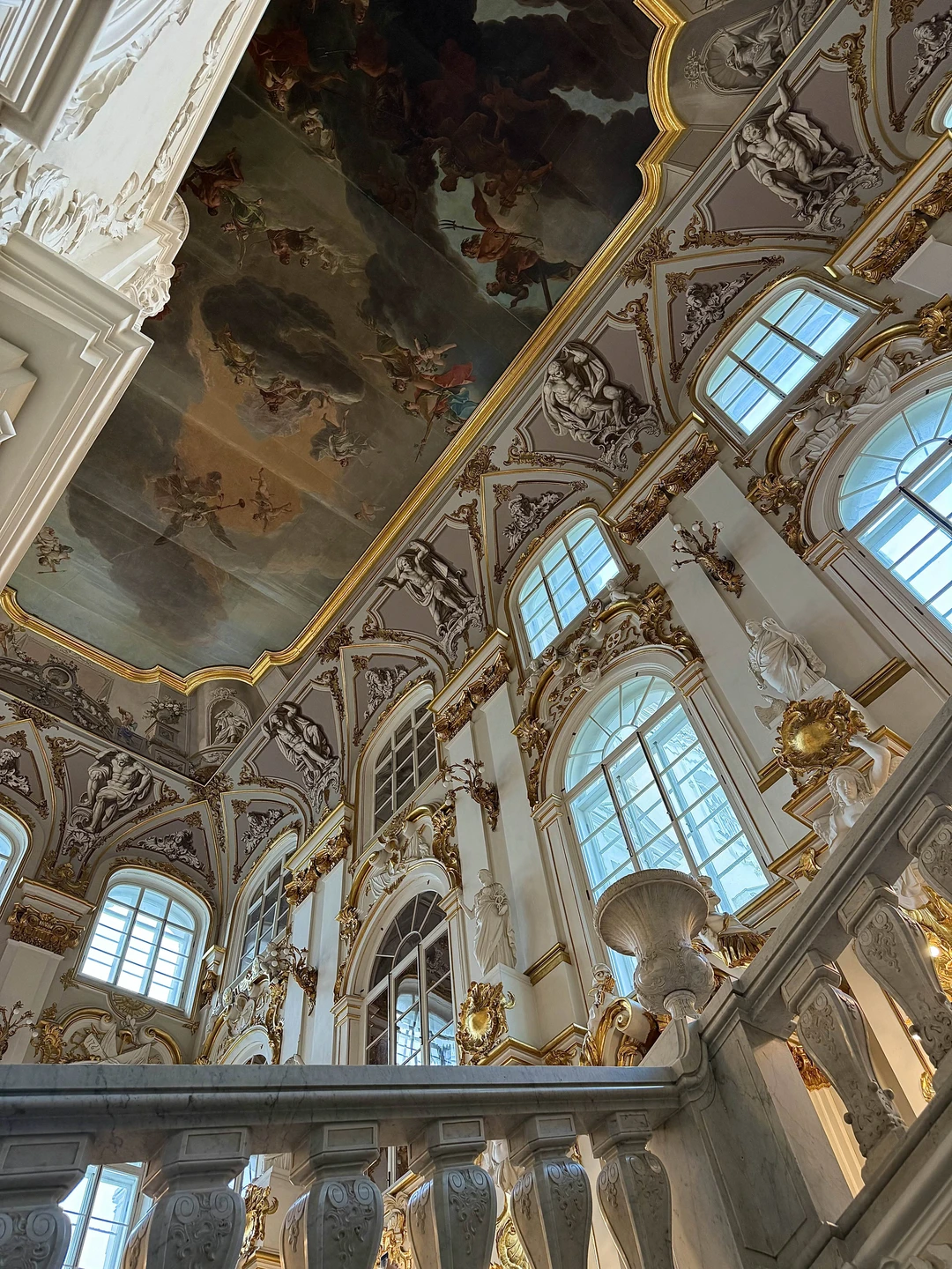 Эрмитаж. Знакомство (Елена)