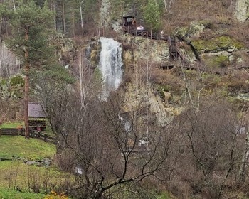 Камышлинский водопад (или Голубые озёра) и «деревня мастеров» Аскат