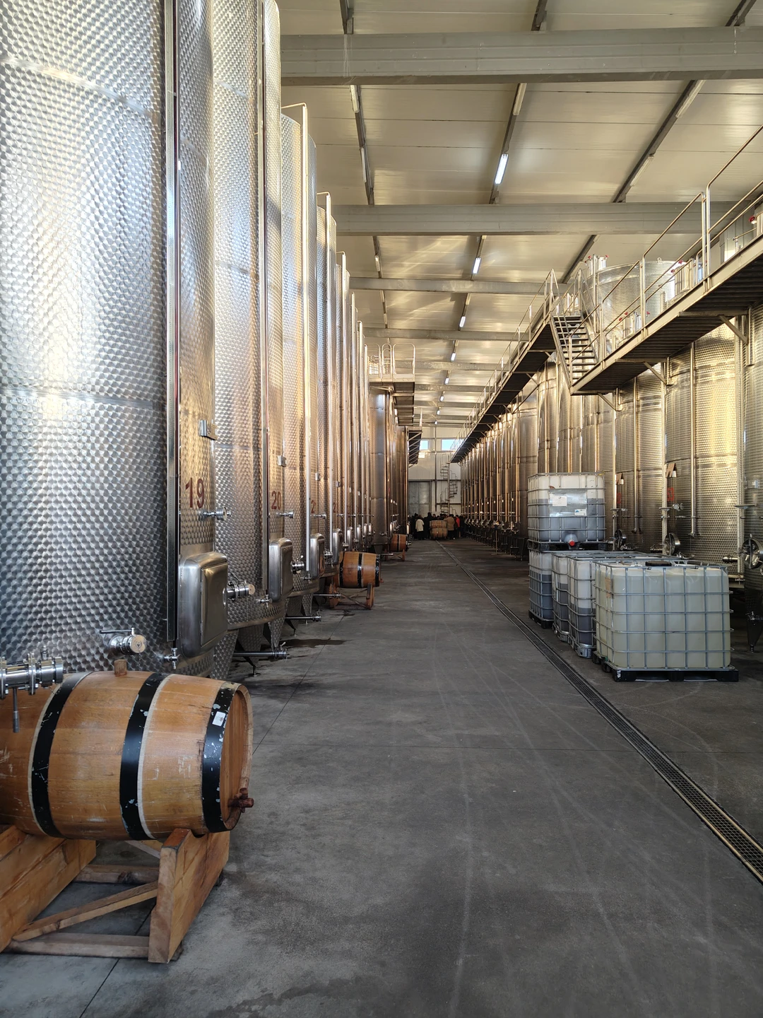 Побывали в Грузии впервые! Были впечатлены красотой страны, гостеприимством и радушием,с которым нас встретили! Все продумано