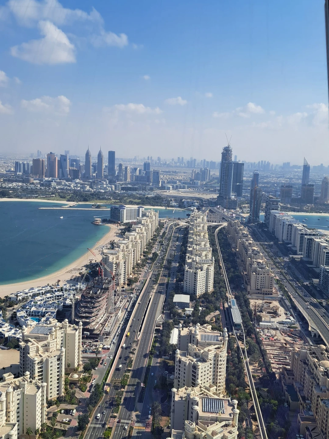 Сегодня были на индивидуальной экскурсии по Дубаю с гидом Али — и остались в полном восторге