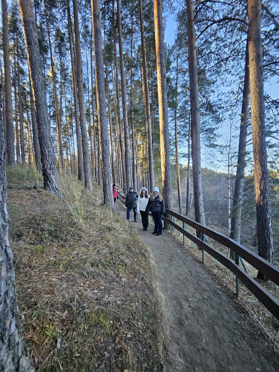 Побывали всей семьёй на замечательной экскурсии на природе и не только с Юрием. Нам прям очень