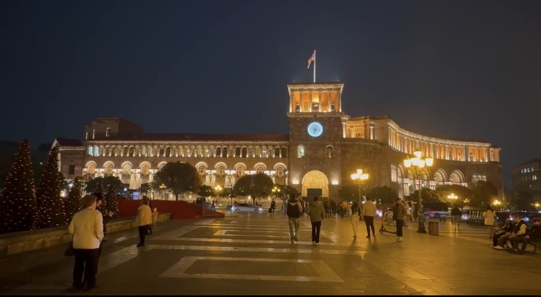 Мы впервые приехали в Ереван и Армению, и экскурсия с Эдмоном стала лучшим началом нашего знакомства