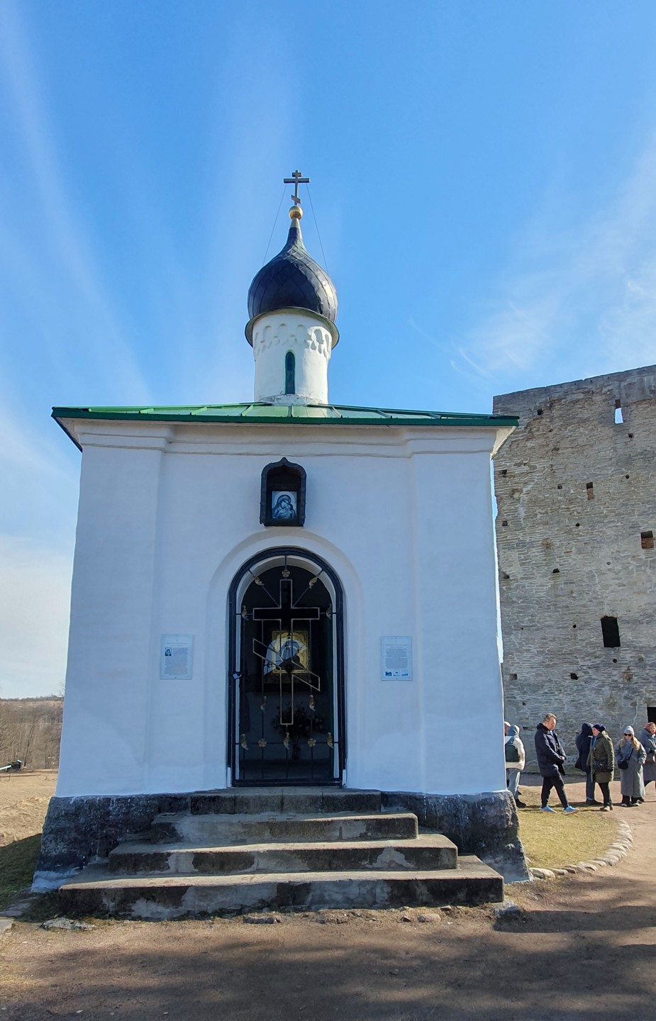Автобусная экскурсия из Пскова в Изборск и Печоры (Виктория)