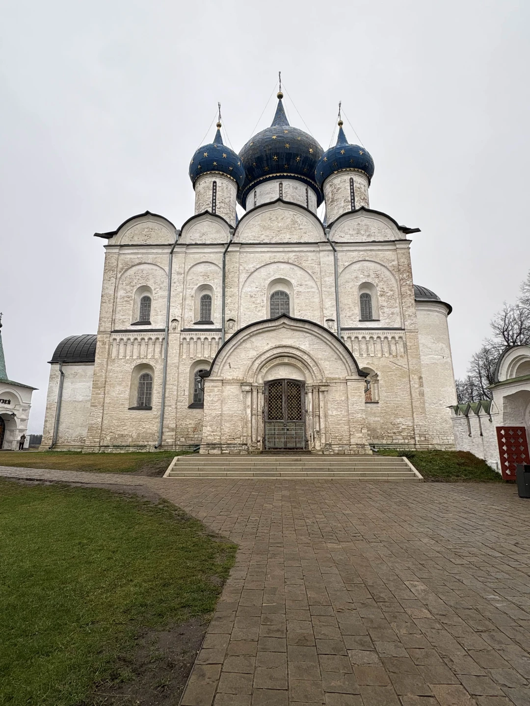 Все от начала до конца очень понравилось, оперативно, четко! Организатору Елене спасибо, гид много и интересно