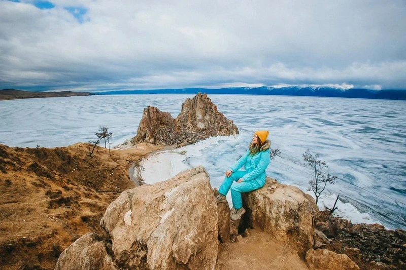 Гастротур на джипах в мини-группе: из Иркутска к мысам Ольхона и панорамам Байкала (всё включено)