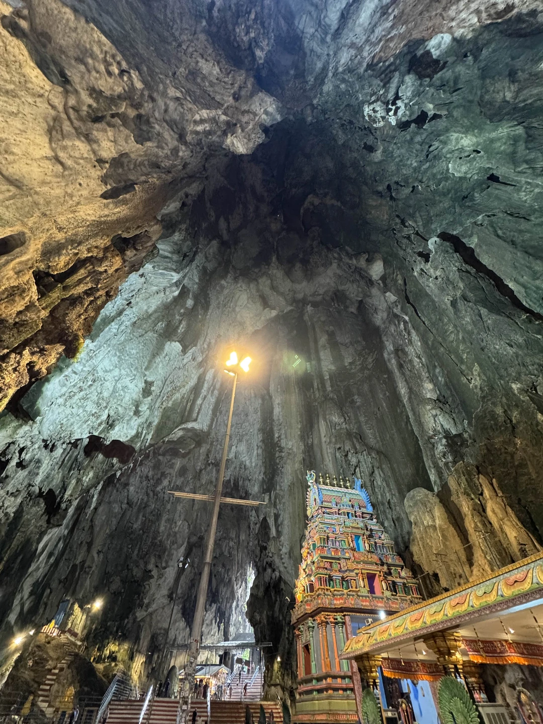 Дана, большая молодец, благодарим за знакомство с Малайзией, интересная подача информации, чуткость, забота. Обязательно рекомендуем!!!