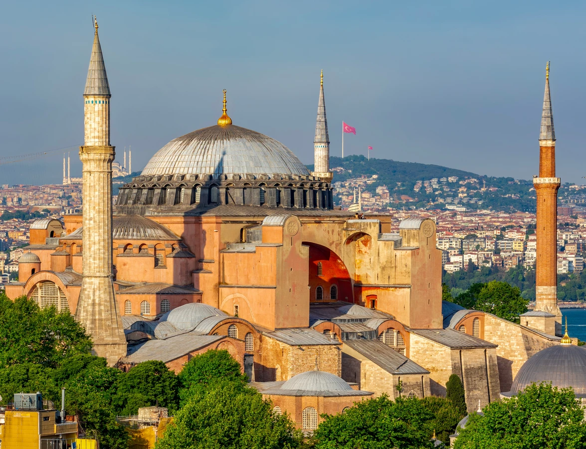 Трансфер из Нового аэропорта Стамбула/аэропорта имени Сабихи Гёкчен + обзорная экскурсия