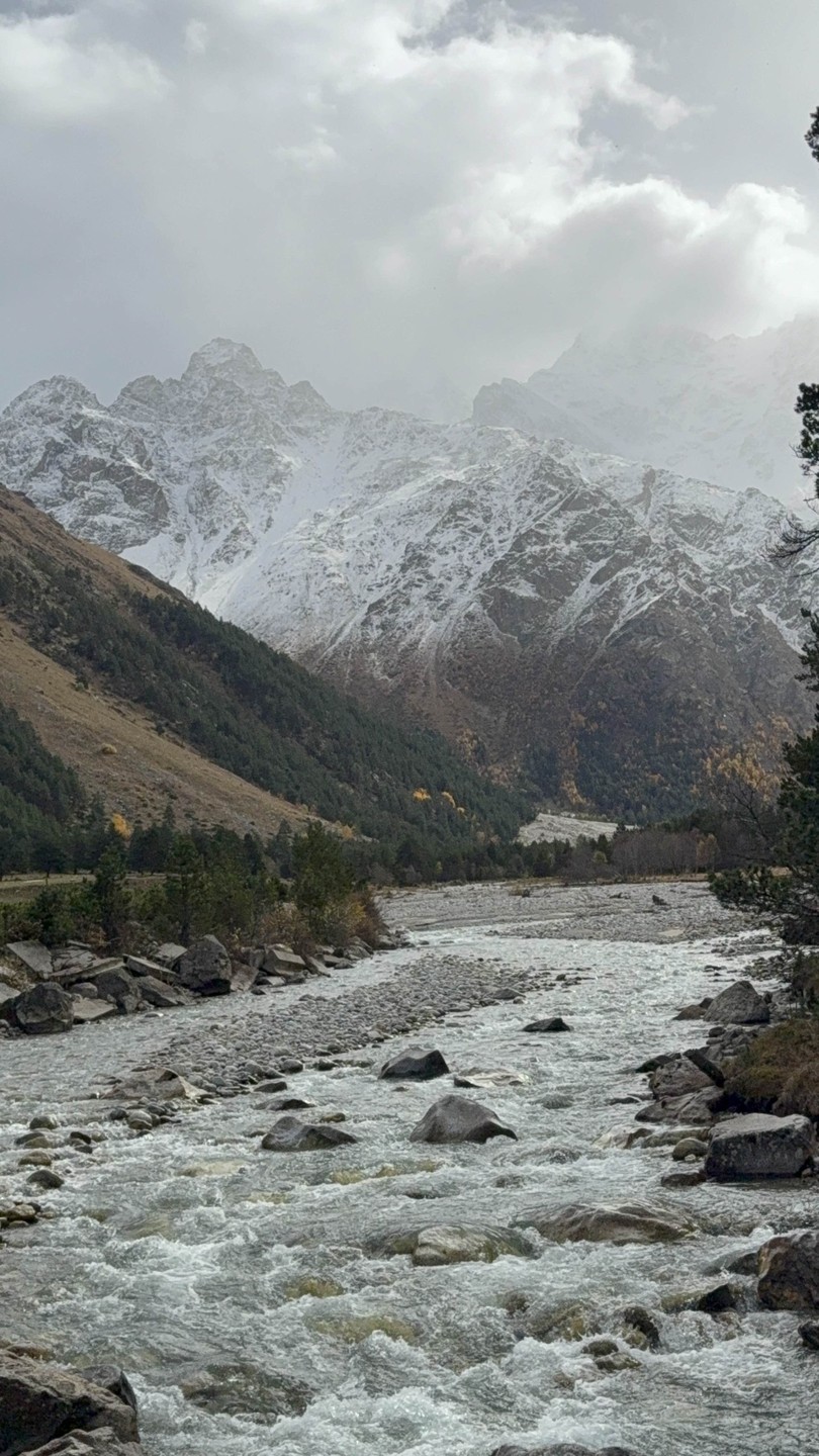 Огромное спасибо Виталию за прекрасно проведенный день! Красивые пейзажи, интересная беседа, занимательные истории, море позитивных эмоций! Советую!