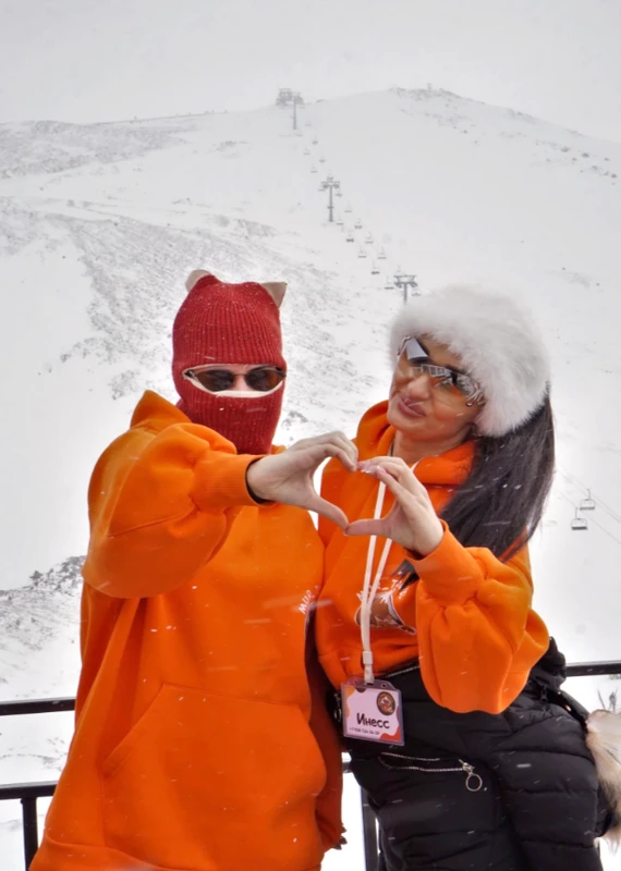 Выходные в Домбае с фотографом, барбекю-вечеринкой, игристым и глинтвейном (из Ростова-на-Дону)