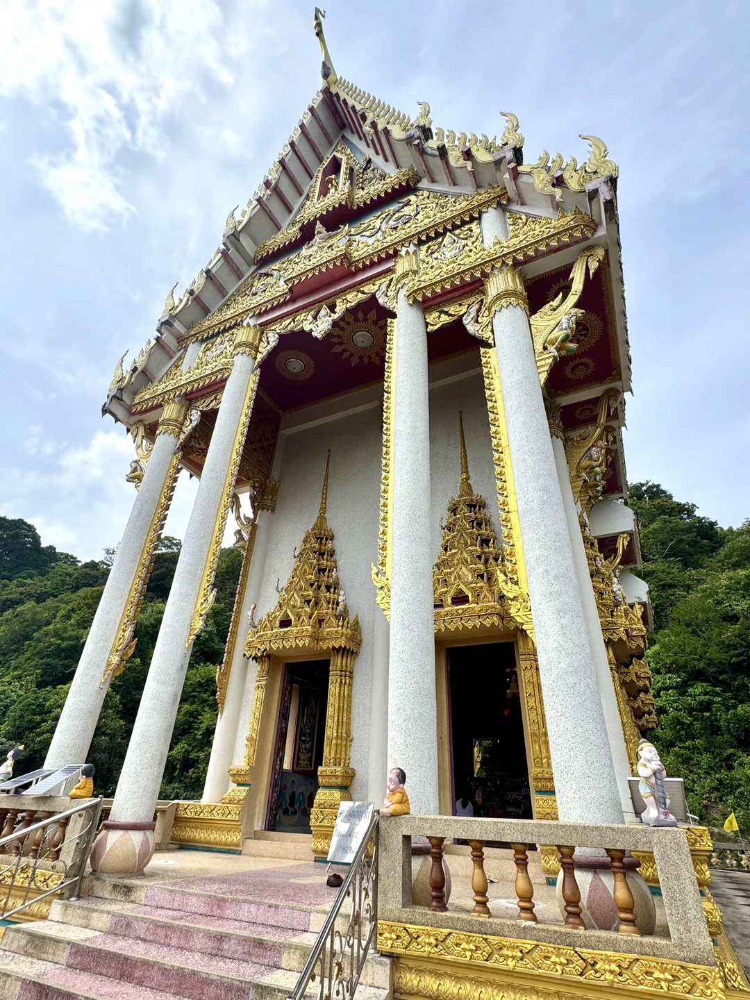 Спасибо Алексей, за отличную, веселую экскурсию, очень комфортное и безопасное вождение. Получено море позитивных эмоций и