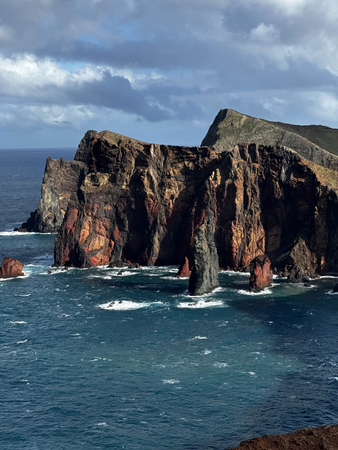 Очень понравились экскурсии с Максимом. Отличный гид, прислушивается к пожеланиям, ответит на любой вопрос. Смело рекомендовала бы друзьям!