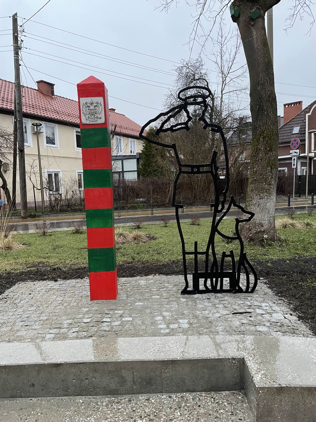 Спасибо огромное Олегу за очень интересную экскурсию и комфортную поездку. Мы остались очень довольны. Экскурсия насыщенная и информативная