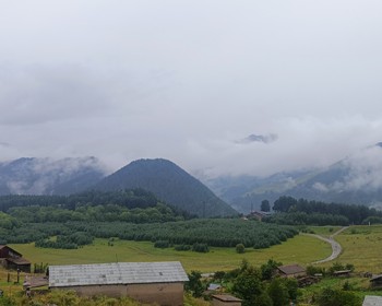 Гомецарское ущелье и крепость Кесело