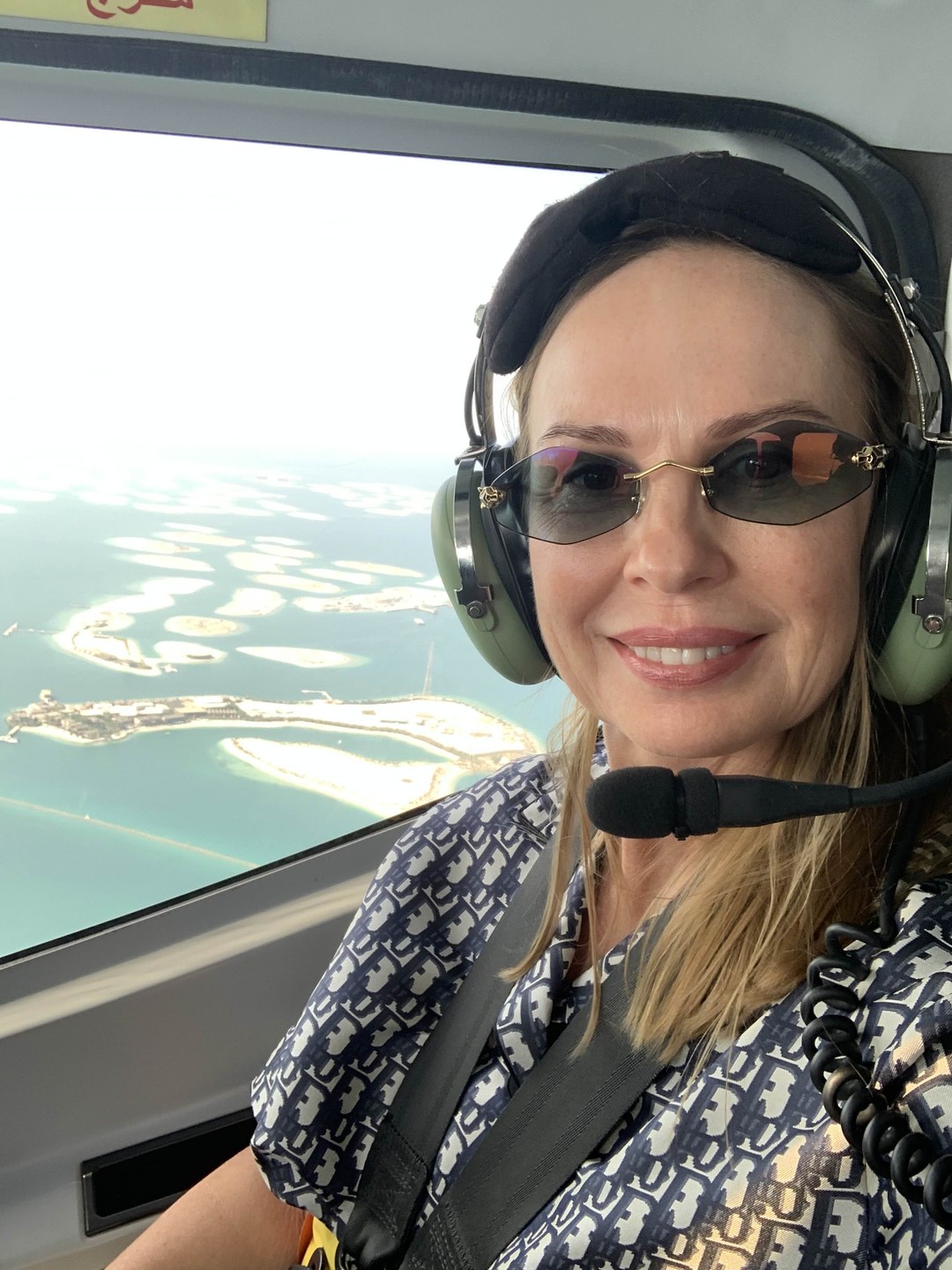 Спасибо организаторам и исполнителям за замечательную экскурсию, прекрасные виды на Palm Jumeirah and Burj Khalifa, отличный