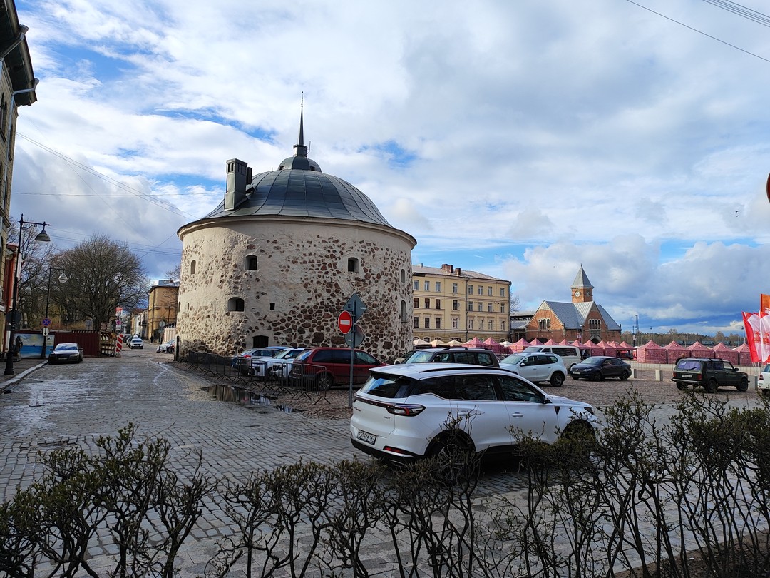 Автобусный тур из Петербурга - в средневековый Выборг (Куклина)