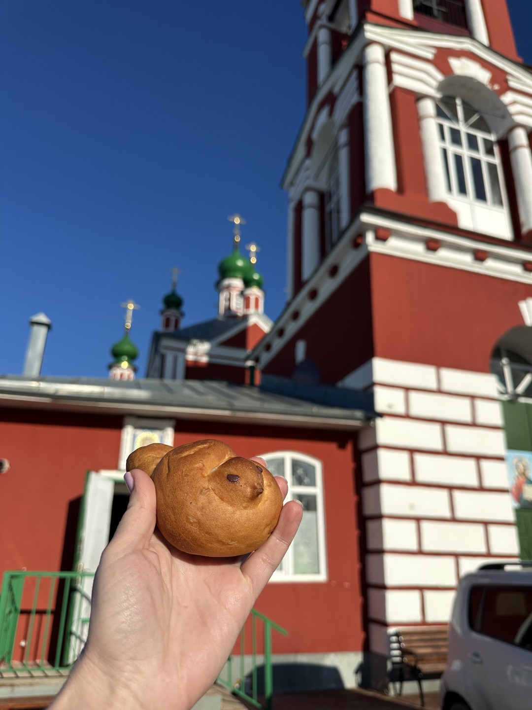 Елена, наш организатор! Выражаем огромную благодарность Елене! Столько информации за всю историю путешествий, я не получала…
