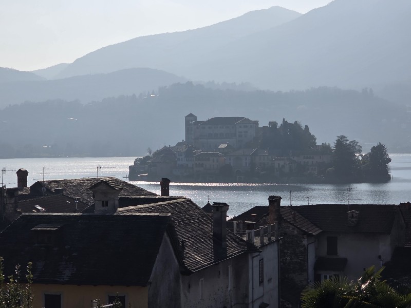 Экскурсия чудесная! Тиана на связи уже на этапе рекомендаций по поезду до места встречи, отличный гид