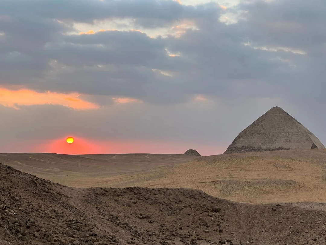Это было невероятное и уникальное путешествие! Гид отличный рассказчик (+хорошо знает русский язык). Он погрузил нас