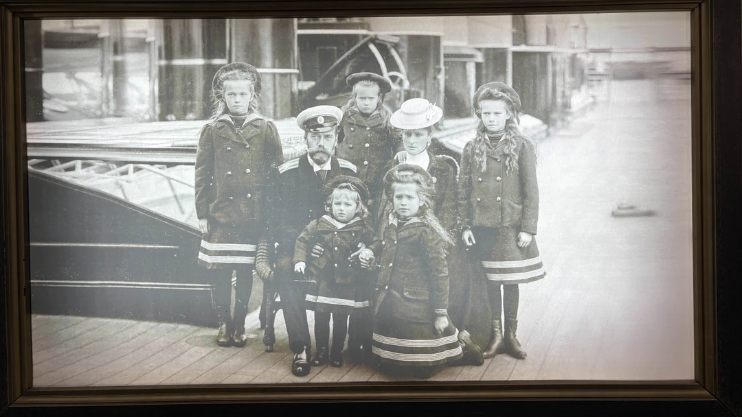 Обзорная экскурсия по Екатеринбургу + монастырь на Ганиной яме и стела «Европа - Азия» (Никита)